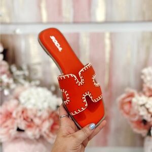 Soda Finty Women's Orange Stitched Slide On Sandals Size 8 New In Box